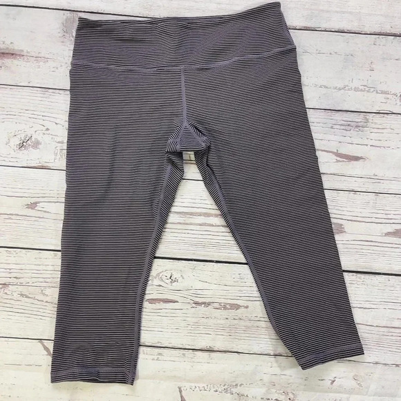 Glyder Striped Cropped Legging White Black Stripe - Picture 1 of 11